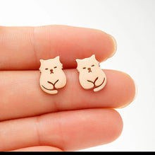 Load image into Gallery viewer, Dainty Cat Stud Earrings
