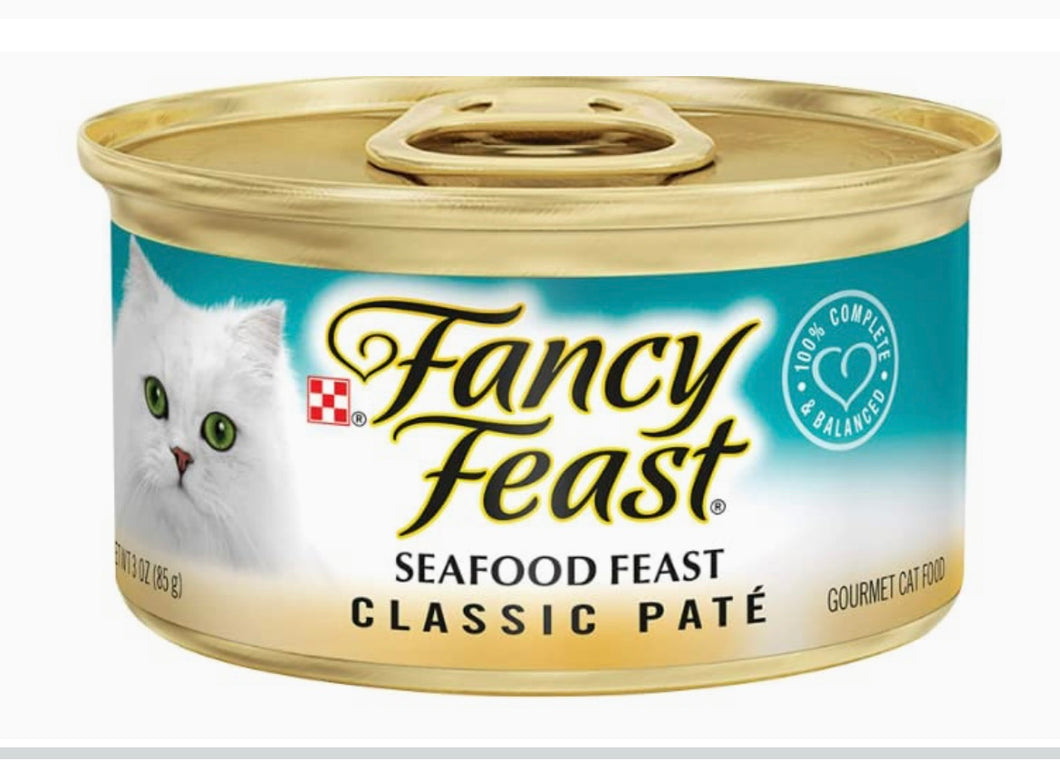 Fancy feast gourmet cat food