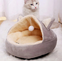 Load image into Gallery viewer, Semi-enclosed Cat Bed
