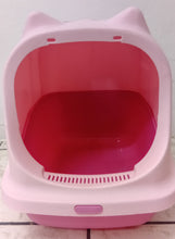 Load image into Gallery viewer, Covered Litter box with handle
