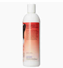 Load image into Gallery viewer, Biogroom Flea &amp; Tick Shampoo
